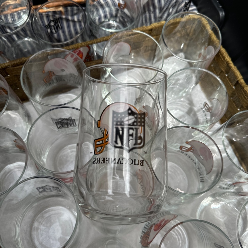 Glasses - Picture 2 of 2